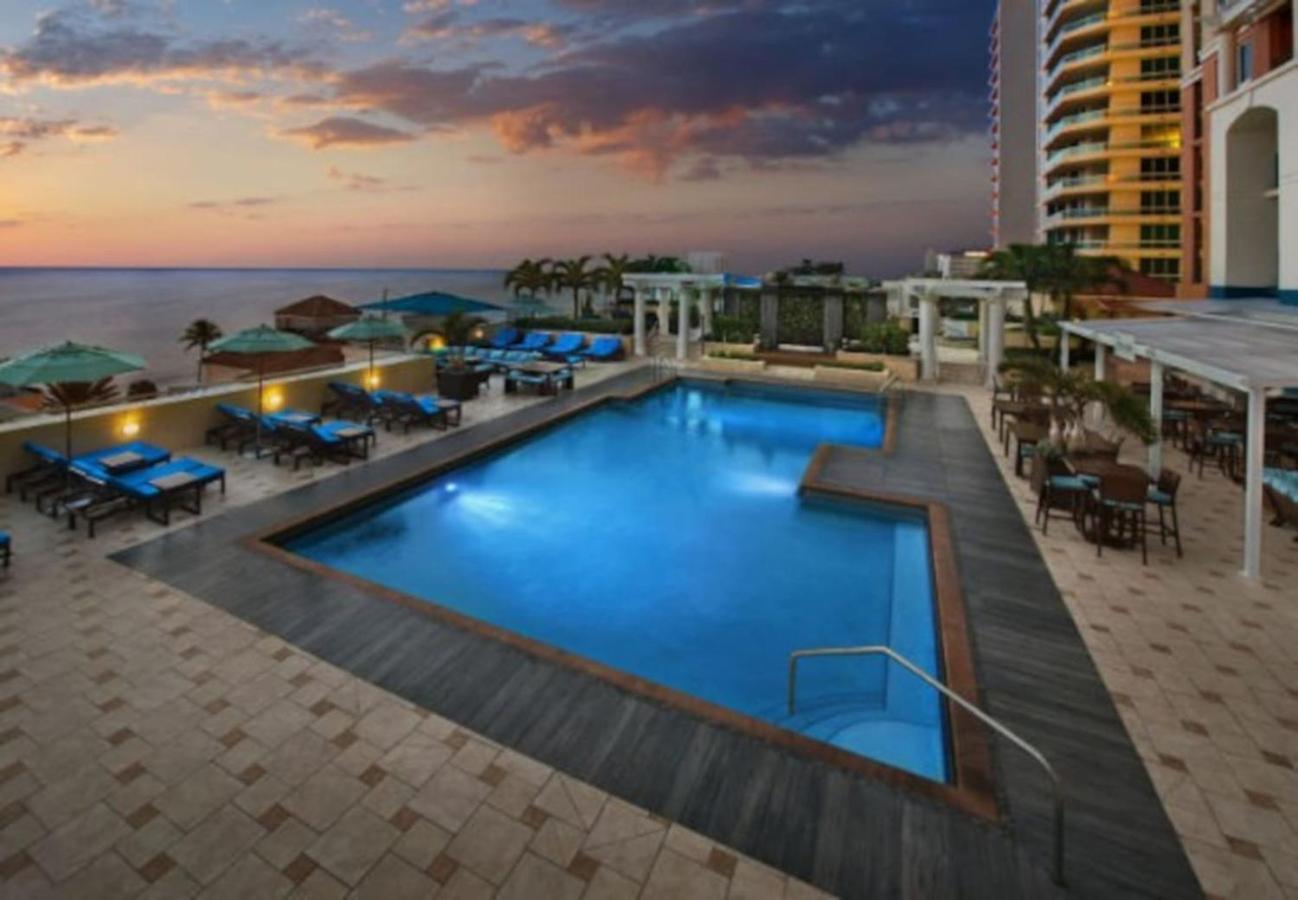 Marriott Beachplace Towers 2Bd Форт Лодърдейл Екстериор снимка